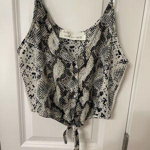 Flowy Cropped Snake Print Blouse